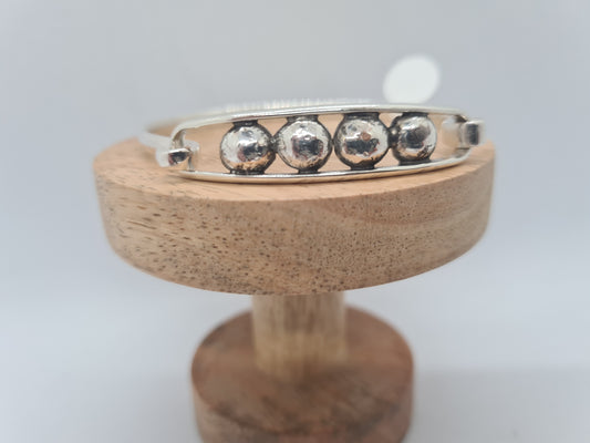 Peas in a Pod Bracelet