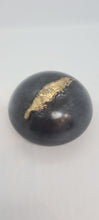 Load image into Gallery viewer, Black small spheres with brass inlay