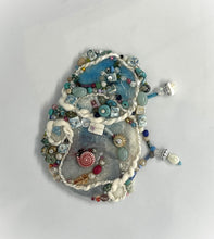 Load image into Gallery viewer, Brooch 2- Blue