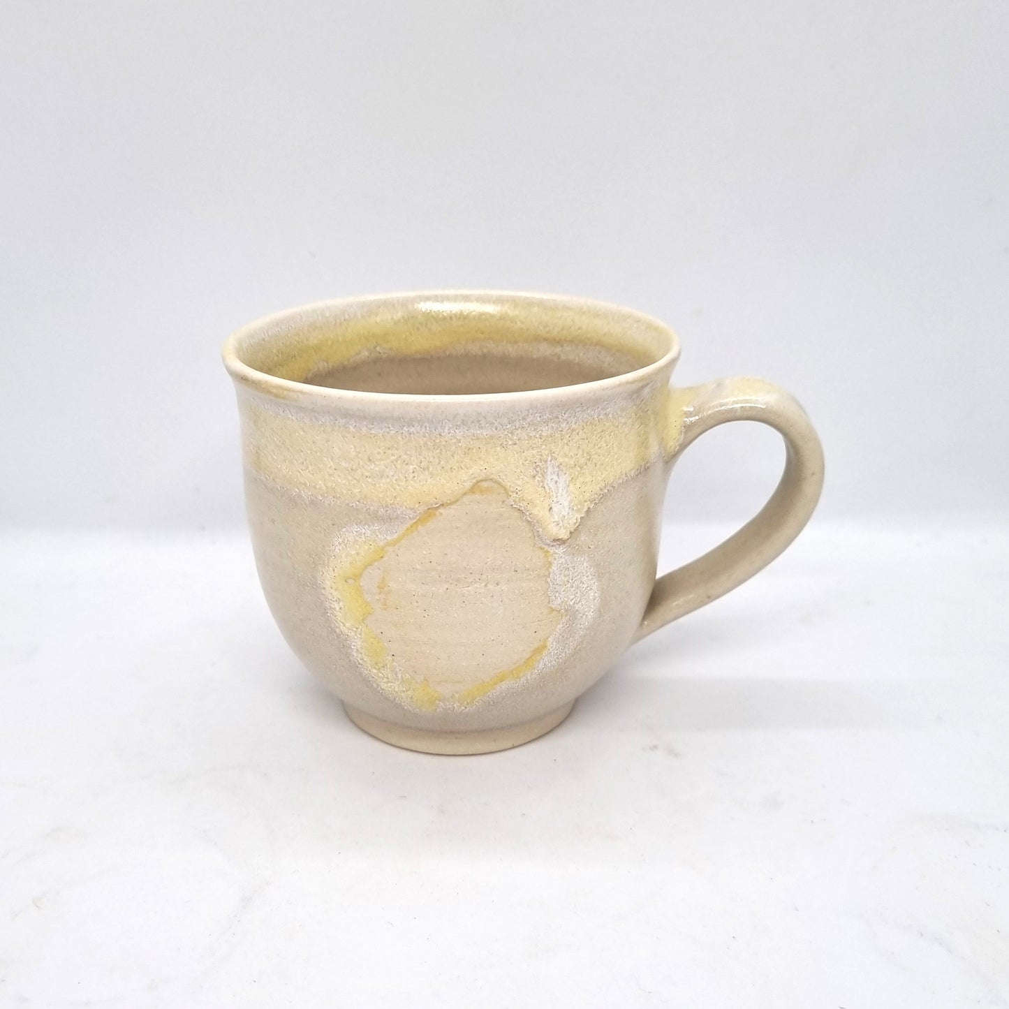 Regular cups with handles