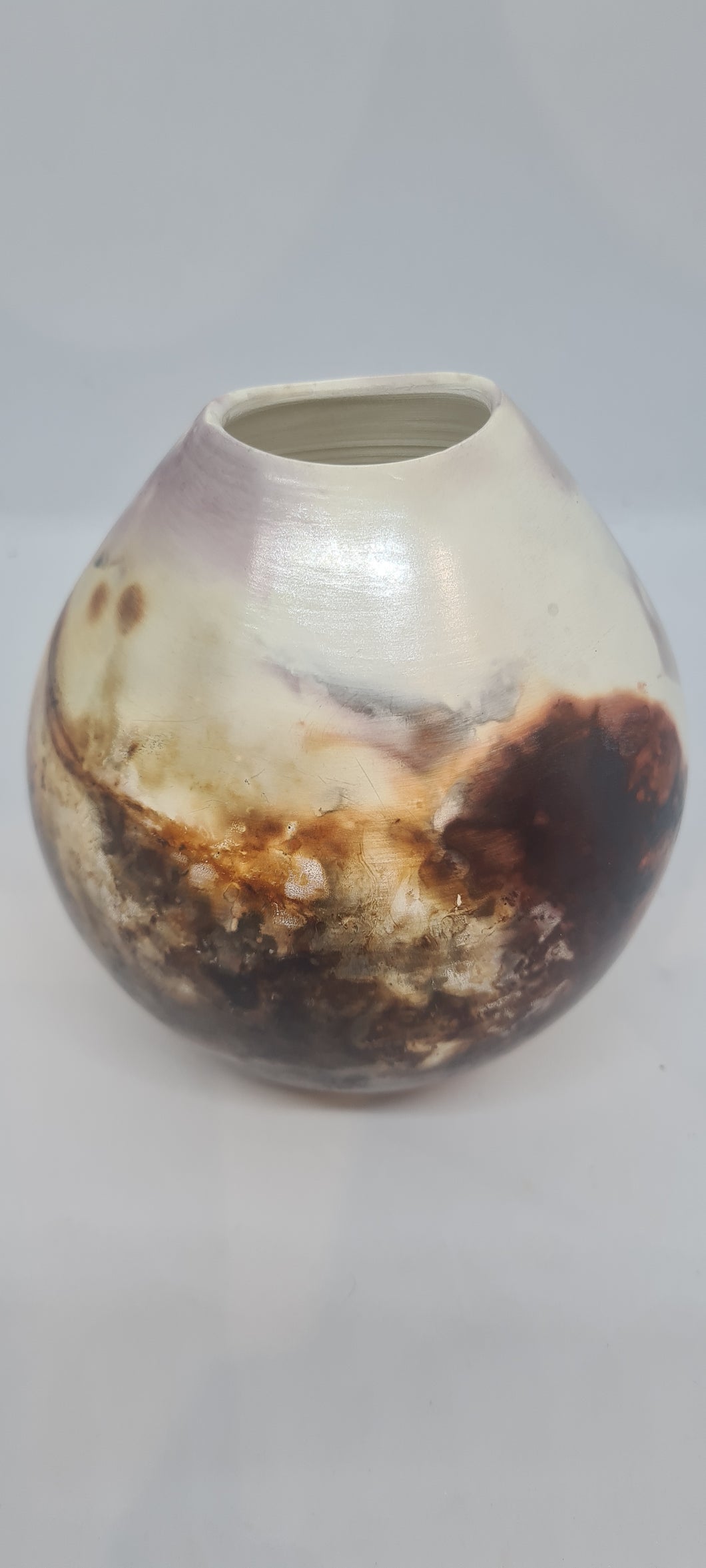 Medium white/brown/yellow vase 2.