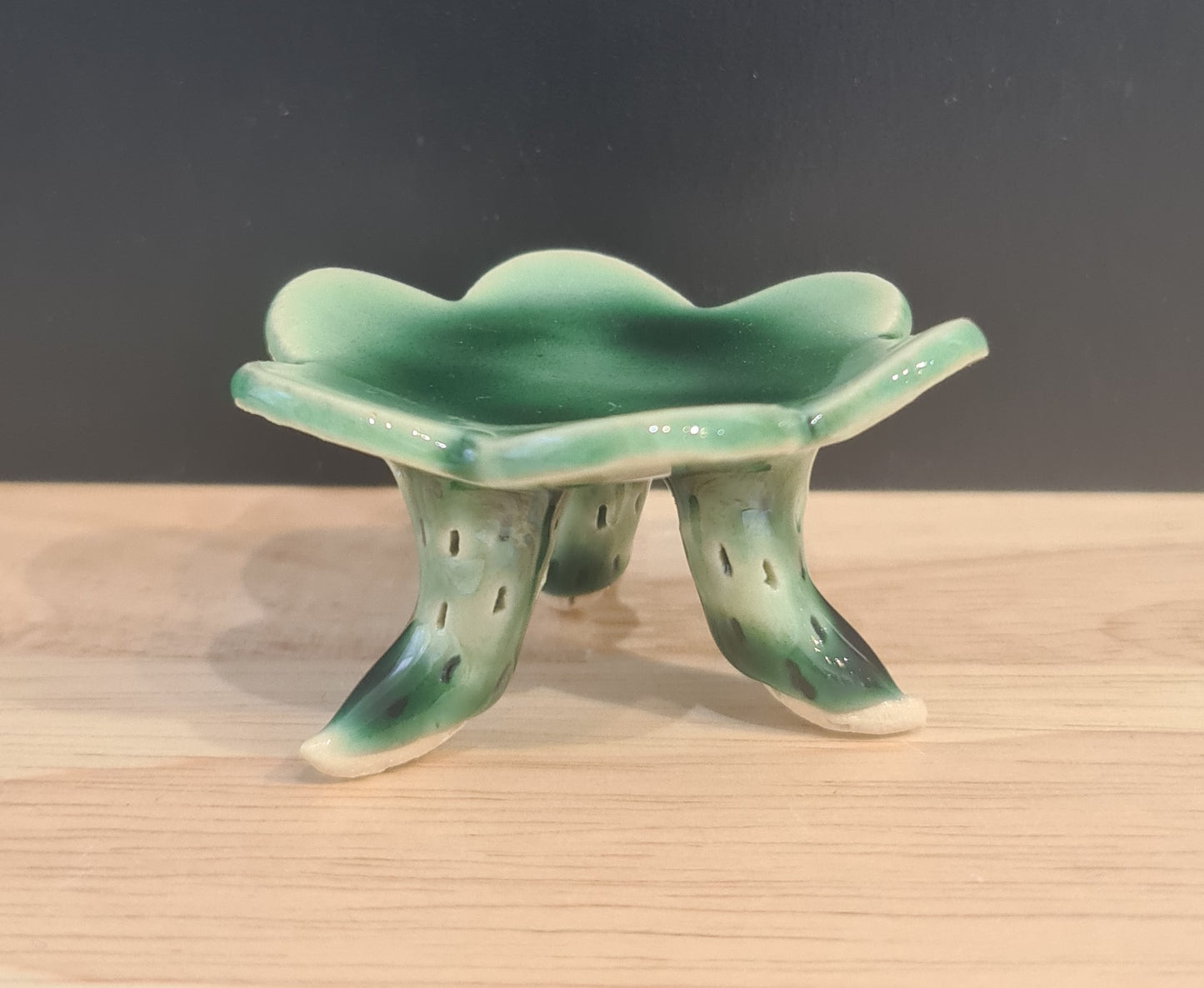 Mini Green Gloss Stands