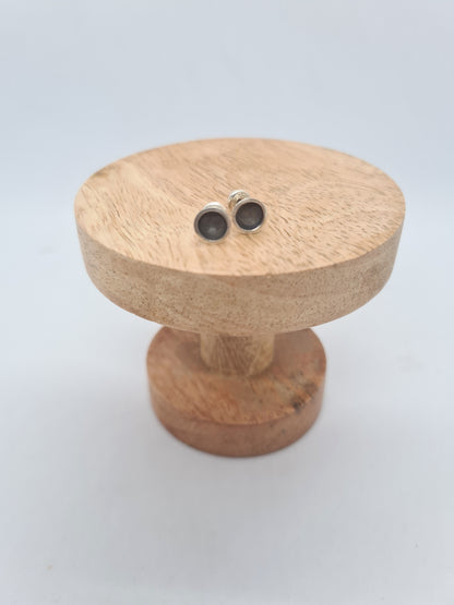 Black Hole Studs