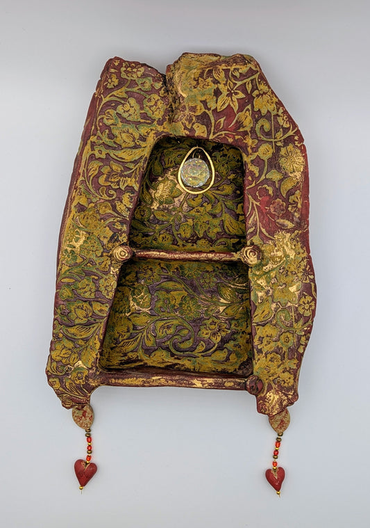 "The Guardian Niche" - Wall shelves