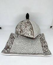 Load image into Gallery viewer, Flannel Flower Butter Dish
