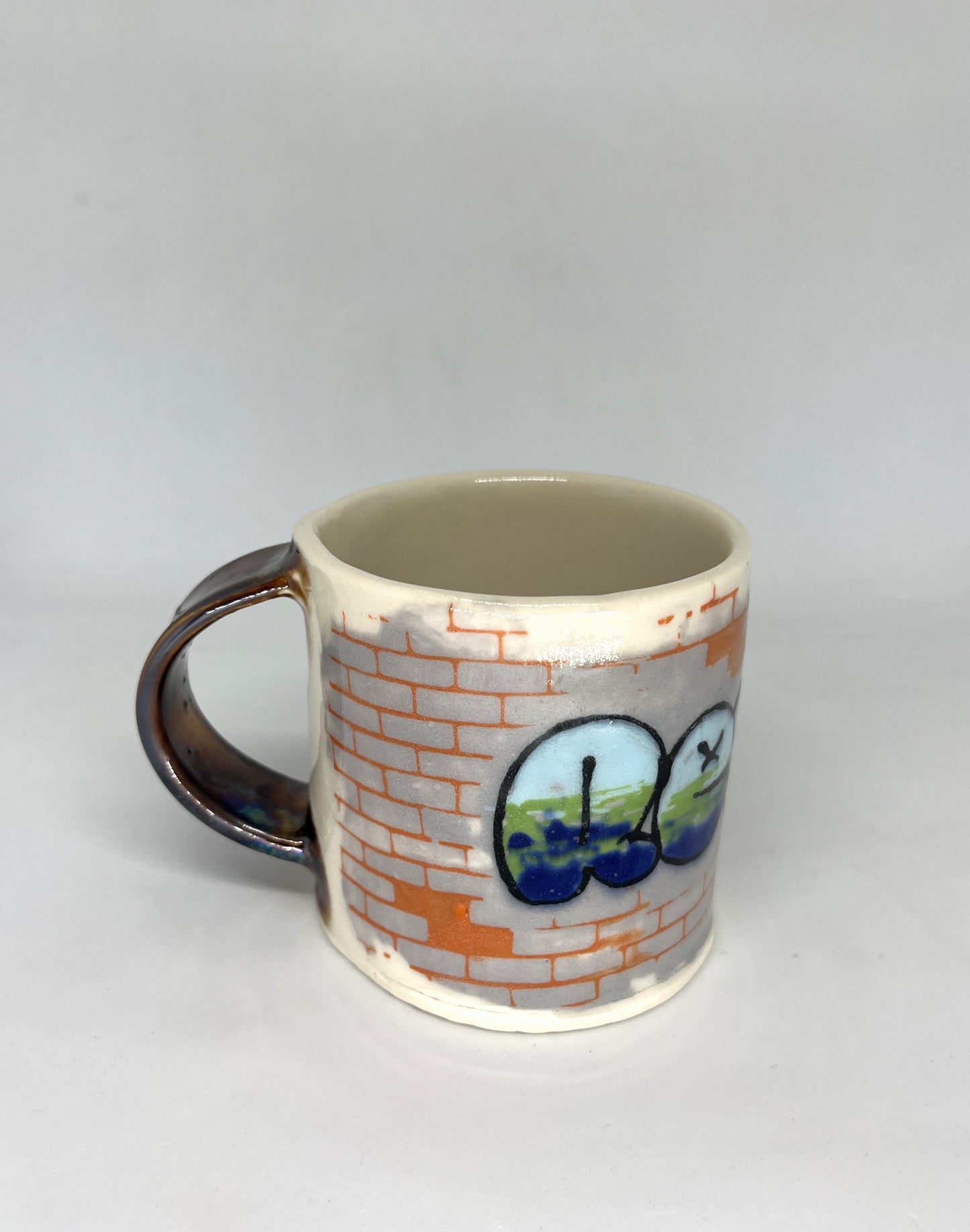 Graffiti Mug - Resist