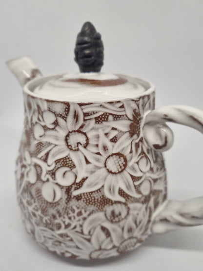 Heath Flannel Flower Teapot