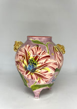Load image into Gallery viewer, Tulip Tripod Vase 2
